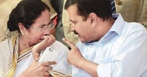 Kejriwal supports Mamata